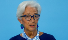 Christine Lagarde, présidente de la Banque centrale européenne (BCE), s'adresse aux médias au siège de la BCE à Francfort