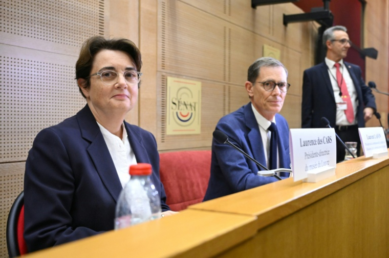 La présidente-directrice du Louvre Laurence des Cars lors de son audition devant la commission de la Culture au Sénat, Paris, le 22 octobre 2025 ( AFP / Bertrand GUAY )