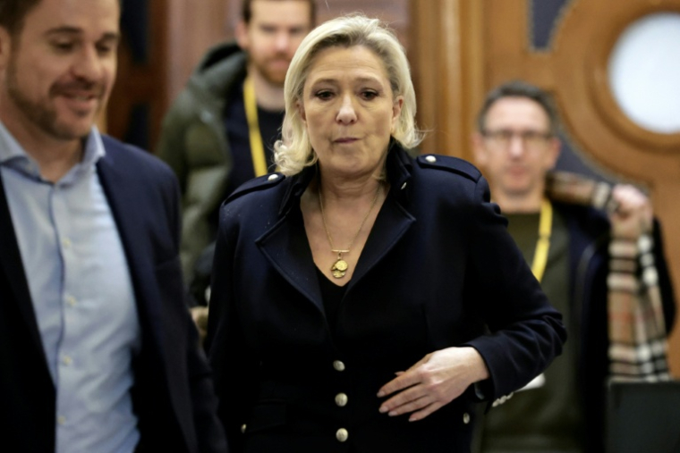 Marine Le Pen le 21 janvier 2026, au palais de justice de Paris ( AFP / STEPHANE DE SAKUTIN )