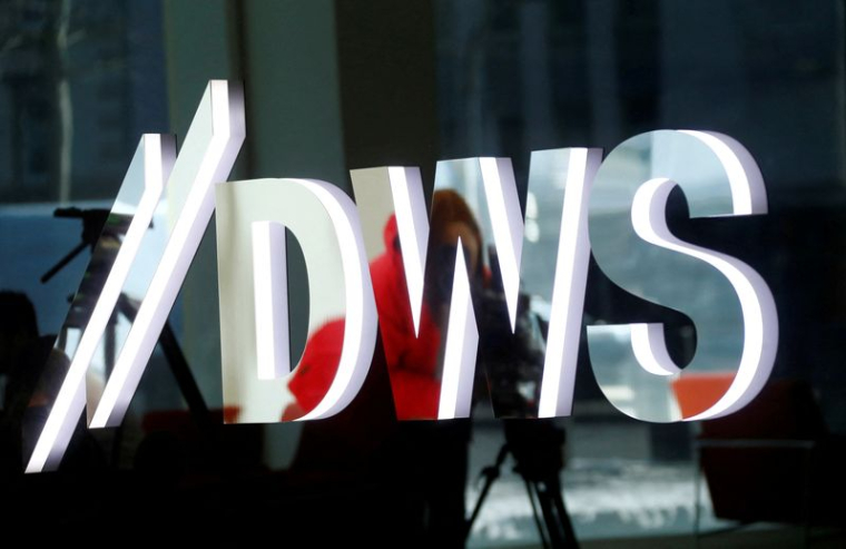 PERQUISITION CHEZ DWS, FILIALE DE GESTION D'ACTIFS DE DEUTSCHE BANK