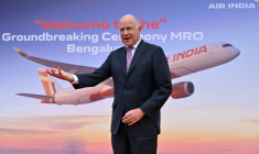 Le PDG de la compagnie aérienne Air India, Campbell Wilson, lors de la cérémonie d'inauguration du centre de maintenance, de réparation et de révision (MRO) d'aéronefs, à l'aéroport international de Bengaluru, le 4 septembre 2024 en Inde ( AFP / Idrees MOHAMMED )