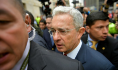 L'ex-président colombien Alvaro Uribe, le 8 octobre 2019 à Bogota ( AFP / Raul ARBOLEDA )