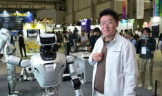 Au Japon, un robot humanoïde danse la "Macarena"