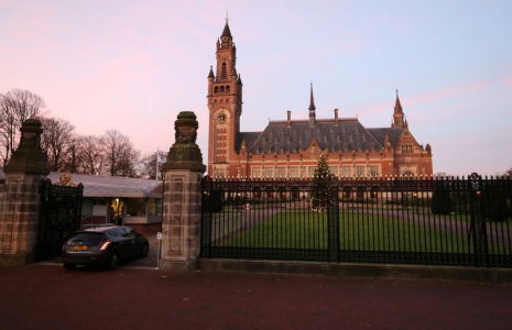 PARIS SALUE LA DÉCISION DE LA CIJ SUR L'UKRAINE