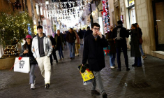 Une rue commerçante à Rome