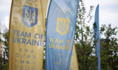Les bannières de l'équipe olympique ukrainienne sont photographiées dans le village olympique, avant les JO de Paris 2024 à Paris