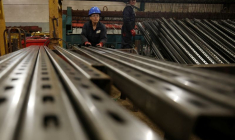 ETATS-UNIS: BAISSE INATTENDUE DE LA PRODUCTION INDUSTRIELLE EN JUIN