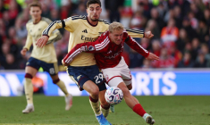 Arsenal s'en sort in extremis à Nottingham