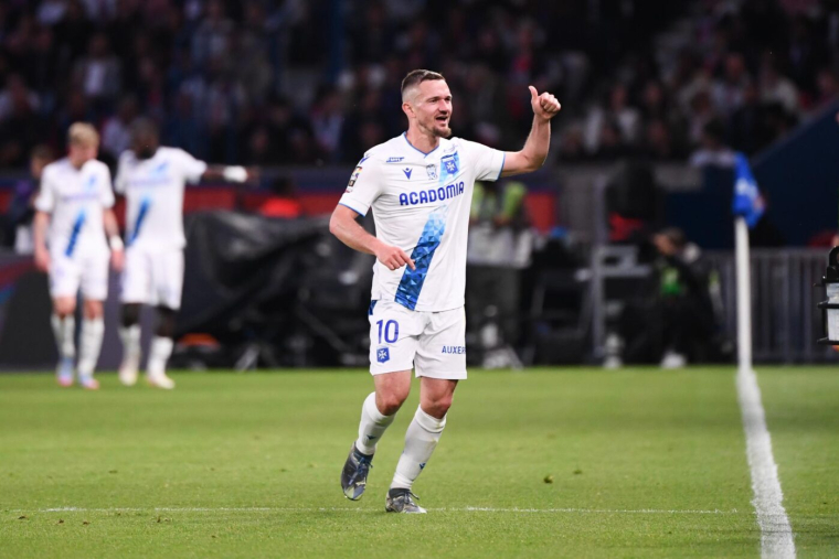 Gaëtan Perrin va changer de championnat