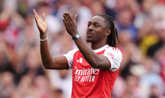 Eze présenté à l’Emirates Stadium avant Arsenal-Leeds
