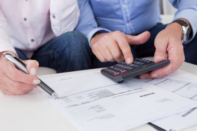 Epargne-retraite : comment alimenter un contrat ? / iStock.com - AndreyPopov