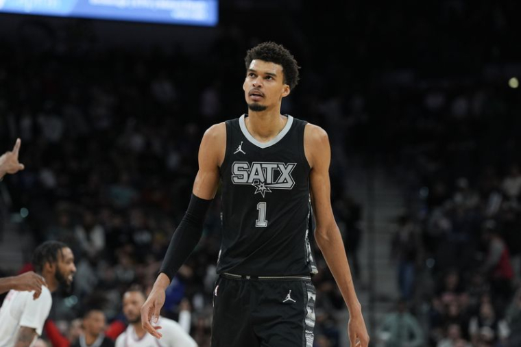 Basketball: Wembanyama sélectionné au All-Star Game NBA pour la première fois