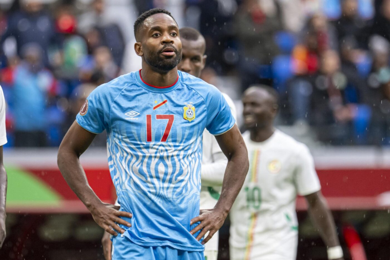 Cédric Bakambu dispute la CAN sans slips