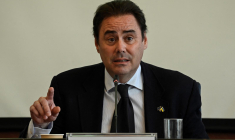 Jorge Toledo, ambassadeur de l'Union européenne en Chine, s'exprime lors d'une conférence de presse à l'occasion du premier anniversaire de l'invasion de l'Ukraine par la Russie,  à Pékin, le 24 février 2023. ( AFP / JADE GAO )