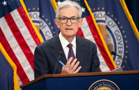 Le président de la Réserve fédérale américaine (Fed) Jerome Powell, lors d'une conférence de presse à Washington le 18 juin 2025 ( AFP / SAUL LOEB )