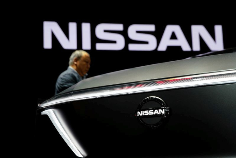 NISSAN REVOIT DRASTIQUEMENT À LA BAISSE SES OBJECTIFS ANNUELS