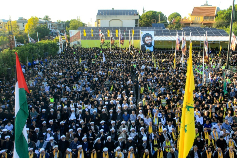 Cérémonie du mouvement chiite libanais Hezbollah marquant le premier anniversaire de l'assassinat par Israël de leur dirigeant Hassan Nasrallah, dans la banlieue sud de Beyrouth, le 27 septembre 2025 ( AFP / Mahmoud ZAYYAT )
