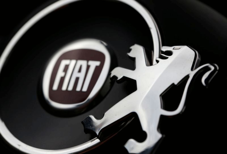 LA COMMISSION OUVRE UNE ENQUÊTE APPROFONDIE SUR LA FUSION PSA-FIAT