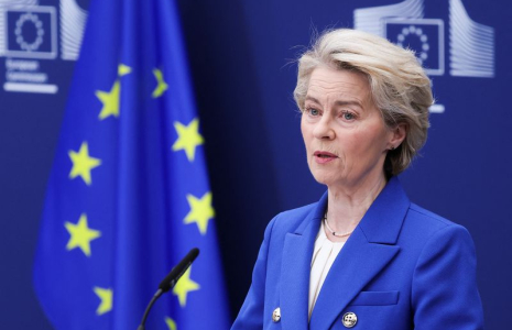 La présidente de la Commission européenne, Ursula von der Leyen, fait une déclaration à Bruxelles