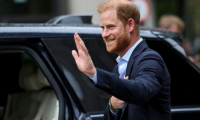 Le prince Harry à la sortie d'une visite dans un Centre d'études sur les blessures causées par les explosions, à Londres, le 10 septembre 2025 ( POOL / Suzanne Plunkett )