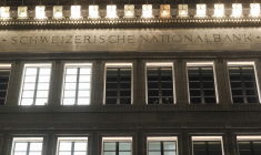 SUISSE: LA BNS MAINTIENT SES TAUX NÉGATIFS, PRÊTE À AGIR POUR LE FRANC