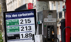 FACE À L'INFLATION, CASTEX APPELLE LES ENTREPRISES À RELEVER LES SALAIRES