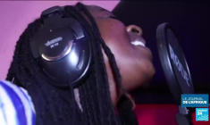 L'artiste engagée Maryama Cham : la nouvelle star montante de la musique gambienne