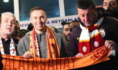 Lens laisse aussi filer Przemysław Frankowski