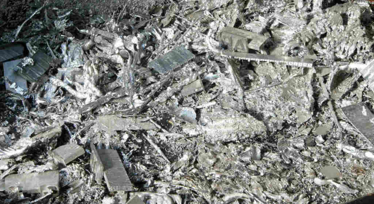 Le recyclage du plomb représente 69% des ventes de Recylex. (© cc F. Bisson)