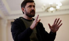 UKRAINE: LES VIES DES HABITANTS PIÉGÉS À MARIOUPOL SONT ENTRE LES MAINS DE POUTINE, DIT SON MAIRE