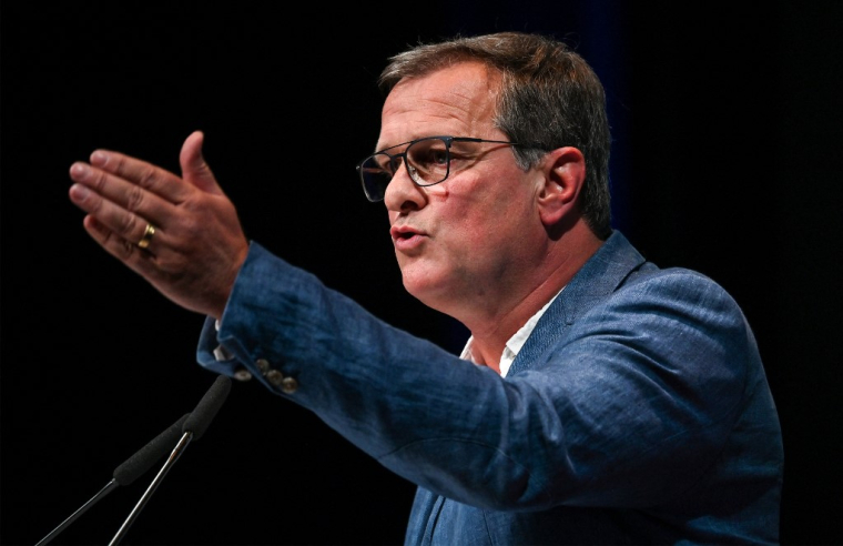 Louis Aliot à Agde, le 18 septembre 2022. ( AFP / PASCAL GUYOT )