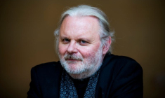 Photo d'archives: Jon Fosse pose à Oslo