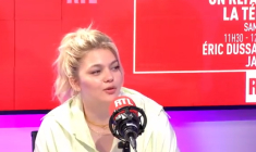 Louane a raconté sa mésaventure sur les ondes de RTL.  (Capture Twitter RTL)