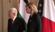 Mahmoud Abbas reçu par la présidente de l'Assemblée nationale française