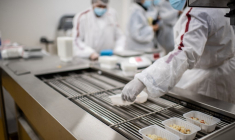 ( AFP / MARTIN BUREAU )