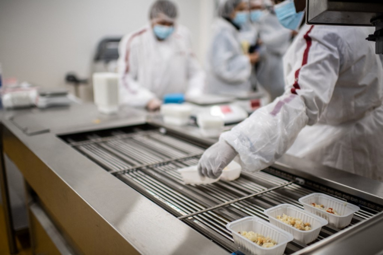 ( AFP / MARTIN BUREAU )