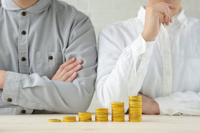 Épargne et divorce : que devient l'argent placé pendant le mariage ? / iStock.com - takasuu