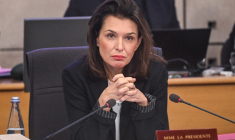 La présidente de la région Pays de la Loire, Christelle Morançais, à Nantes, le 20 décembre 2024. ( AFP / SEBASTIEN SALOM-GOMIS )