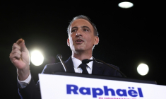 Raphaël Glucksmann s'exprime après les résultats de la primaire sociale-démocrate, Paris, le 11 octobre 2026 ( AFP / ROMAIN PERROCHEAU )