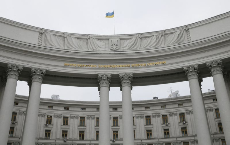 KIEV APPELLE À D'AUTRES SANCTIONS POUR FRAPPER LA RUSSIE "VITE ET FORT"