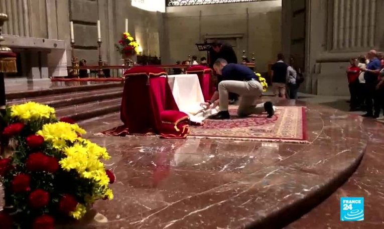 Exhumation de Franco : le gouvernement espagnol tenu par sa promesse