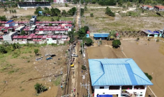 Philippines: une commune recouverte de boue après le passage du typhon meurtrier Kalmaegi