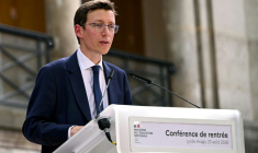 Le ministre de l'Éducation, Édouard Geffray, lors d'une conférence de presse en amont de la rentrée scolaire 2026-2027, au lycée Arago à Paris, le 25 août 2026 ( AFP / LOU BENOIST )