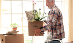 Un locataire protégé bénéficie du renouvellement automatique de son bail. (Crédits: Adobe Stock)