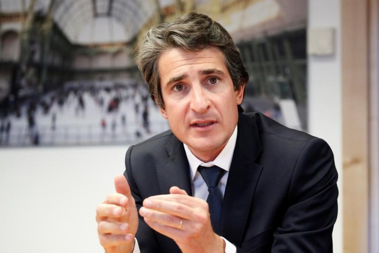 THALES COMPTE SUR LE DIGITAL POUR RÉSISTER AU GÉANT UTC-ROCKWELL