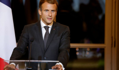 ALGÉRIE: MACRON PRÔNE L'APAISEMENT PAR LA DISCUSSION MALGRÉ LES TENSIONS INÉLUCTABLES