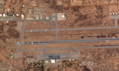 Image satellite de l'aéroport de Niamey prise le 29 janvier 2026 par Planet Labs PBC après une attaque la veille ( 2026 Planet Labs PBC / - )