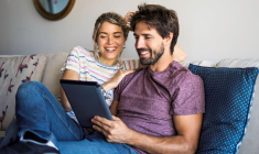 Désormais, les cryptomonnaies peuvent vous servir à régler vos achats chez les commerçants. ( crédit photo : GettyImages )