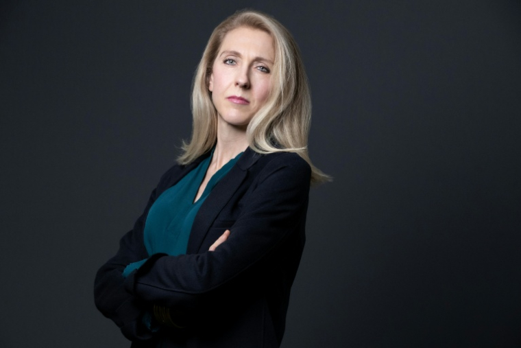La présidente de Radio France, Sibyle Veil, pose lors d'une séance photo à Paris, le 19 janvier 2022 ( AFP / JOEL SAGET )