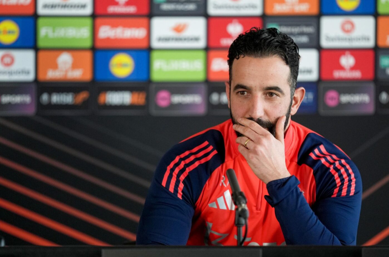 Ruben Amorim a fracassé l'écran géant du vestiaire de Manchester United